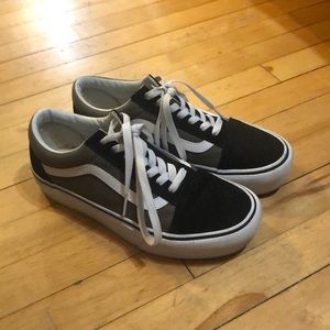 Platform Green and black Vans